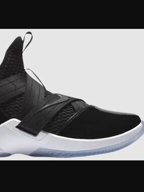Nike LeBron Soldier 12 SFG Men's Black White Slip-On Basketball Shoes Size 9.5